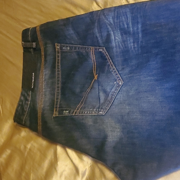 Jeans - Picture 2 of 4